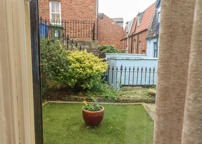 West End House * Whitby