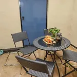 West End House Semesterbostad