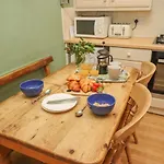 West End House *